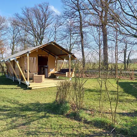 Luxury tent Safari Tent 2 Op Wellness En Stoltenborg *